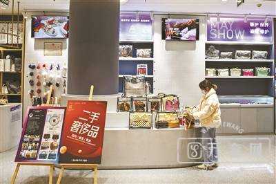 ���������۸����ݳ�Ʒ����ֵ?